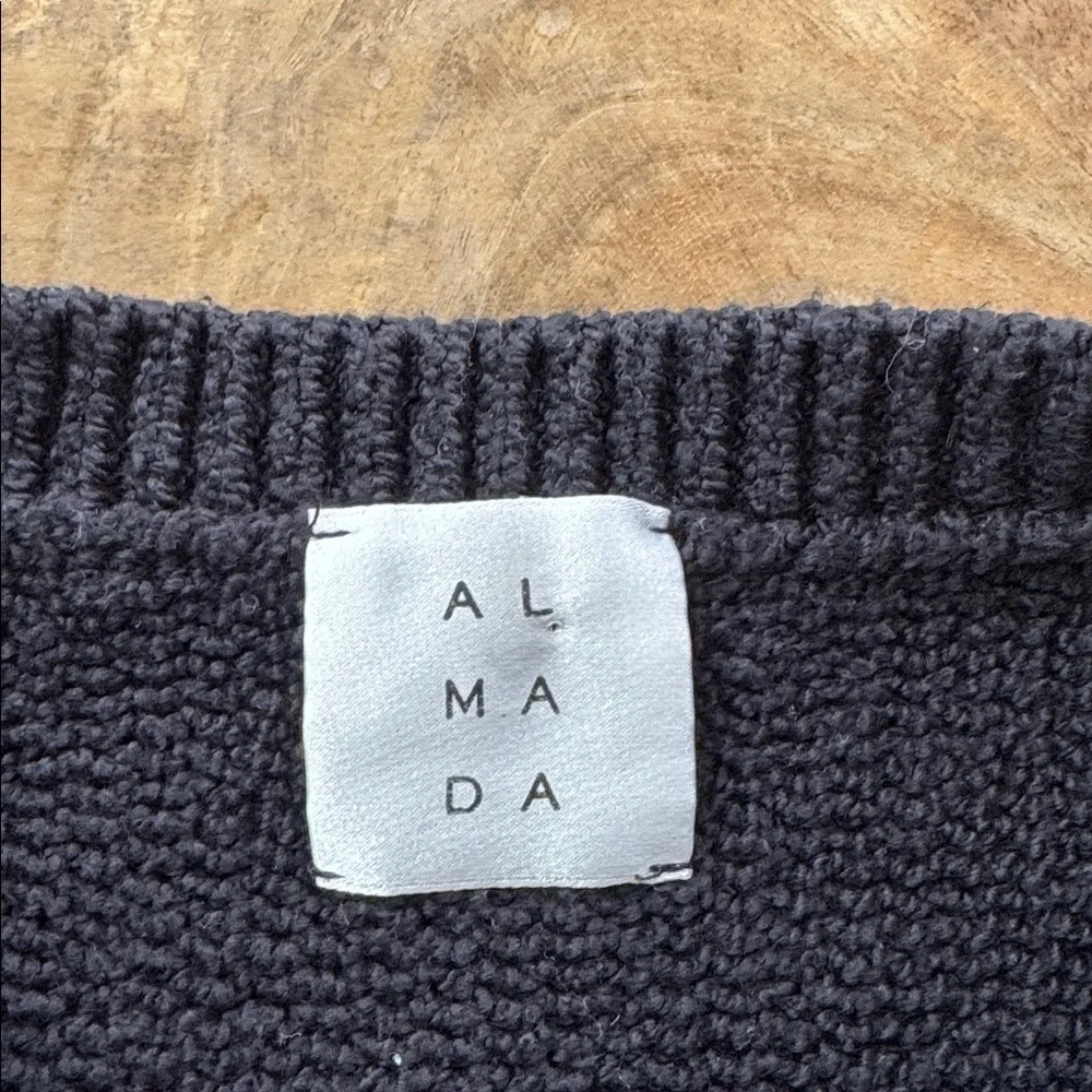 Almada Black Pullover Sweater Size XS - Picture 7 of 9